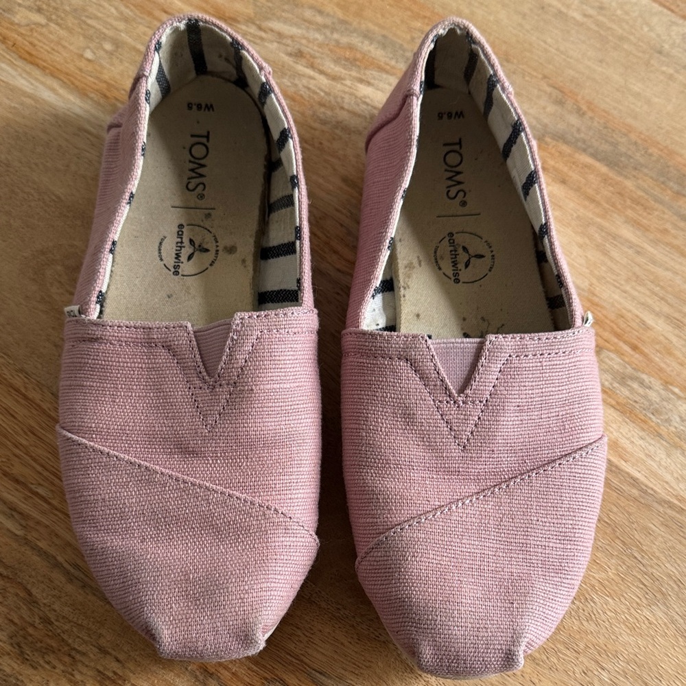 TOMS Women's Blush Canvas Loafers